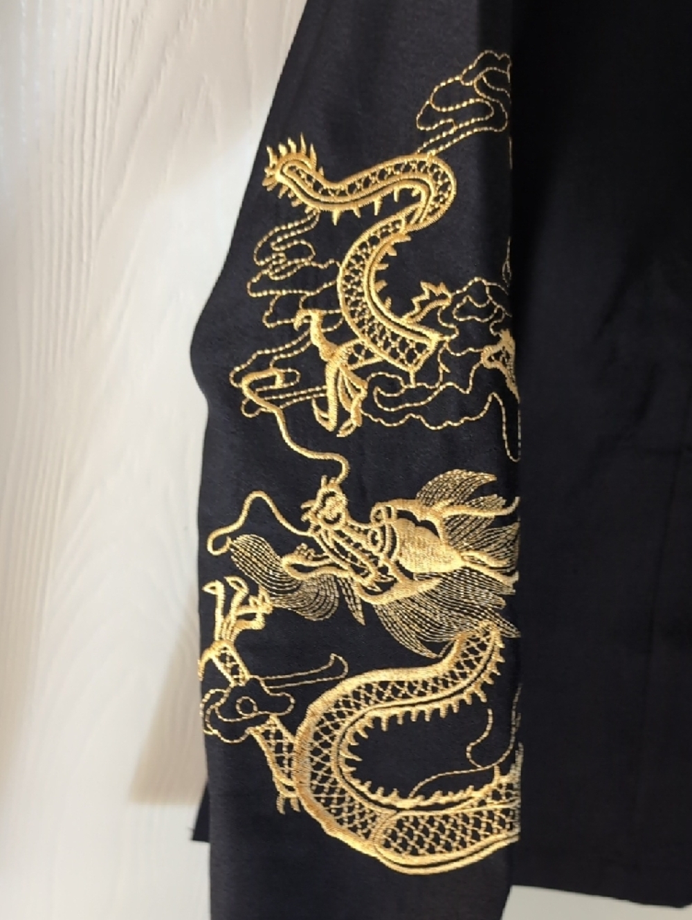 Dragon Embroidered Chinese Jacket - Picture 3 of 9